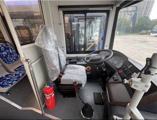 Bus Kota CNG 50+1 Tempat Duduk 10.5m