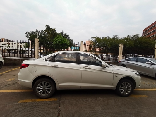 EU260 Mobil Sedan Listrik 100kw 260NM