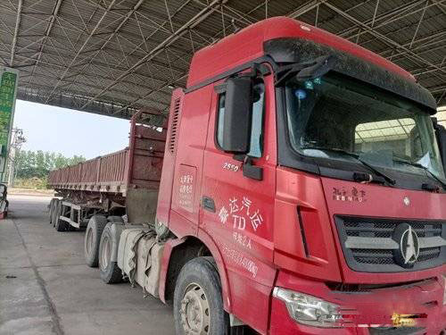 Beiben 500HP Traktor Kepala Truk Beiben 2017 6X4 V3ET Euro 5