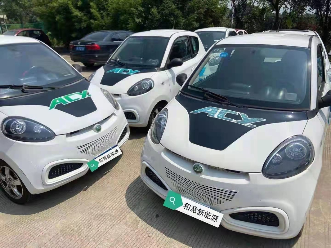 D1 Kendaraan Bermotor Bekas Geely Electric Mini Car 22kwh 3 Pintu 2 Kursi